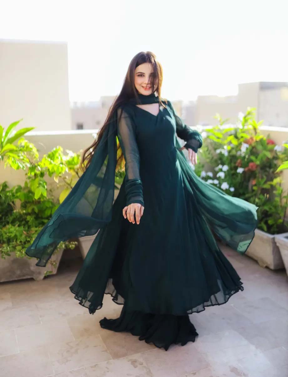 SOLID GREEN SHORT ANARKALI WITH GHARARA